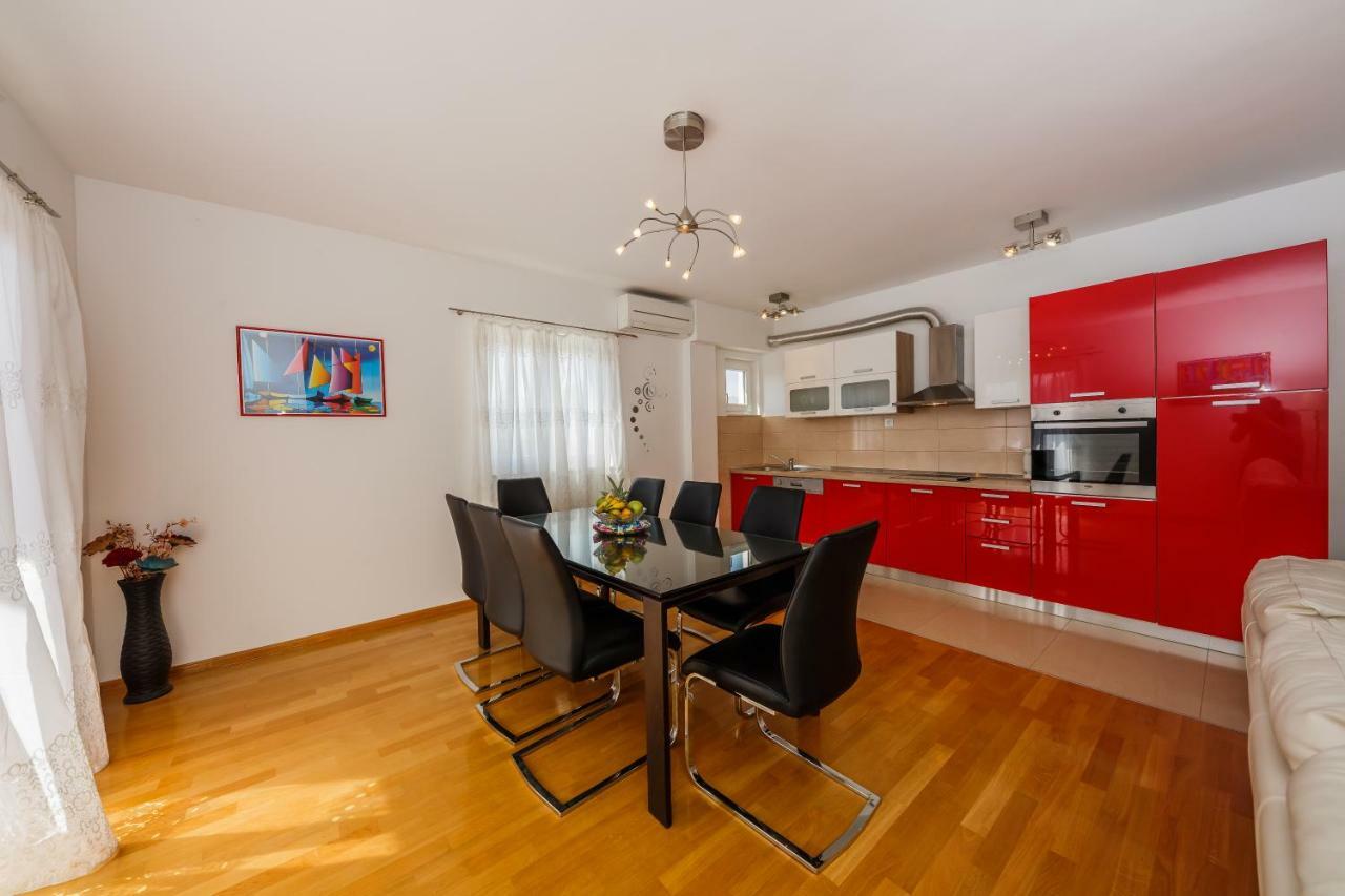 Apartments Selak スプリト エクステリア 写真