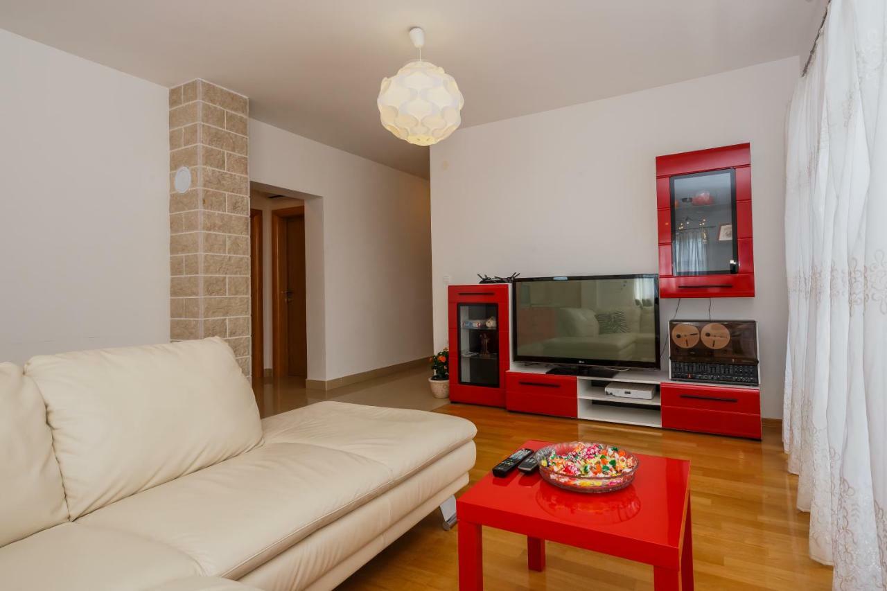 Apartments Selak スプリト エクステリア 写真