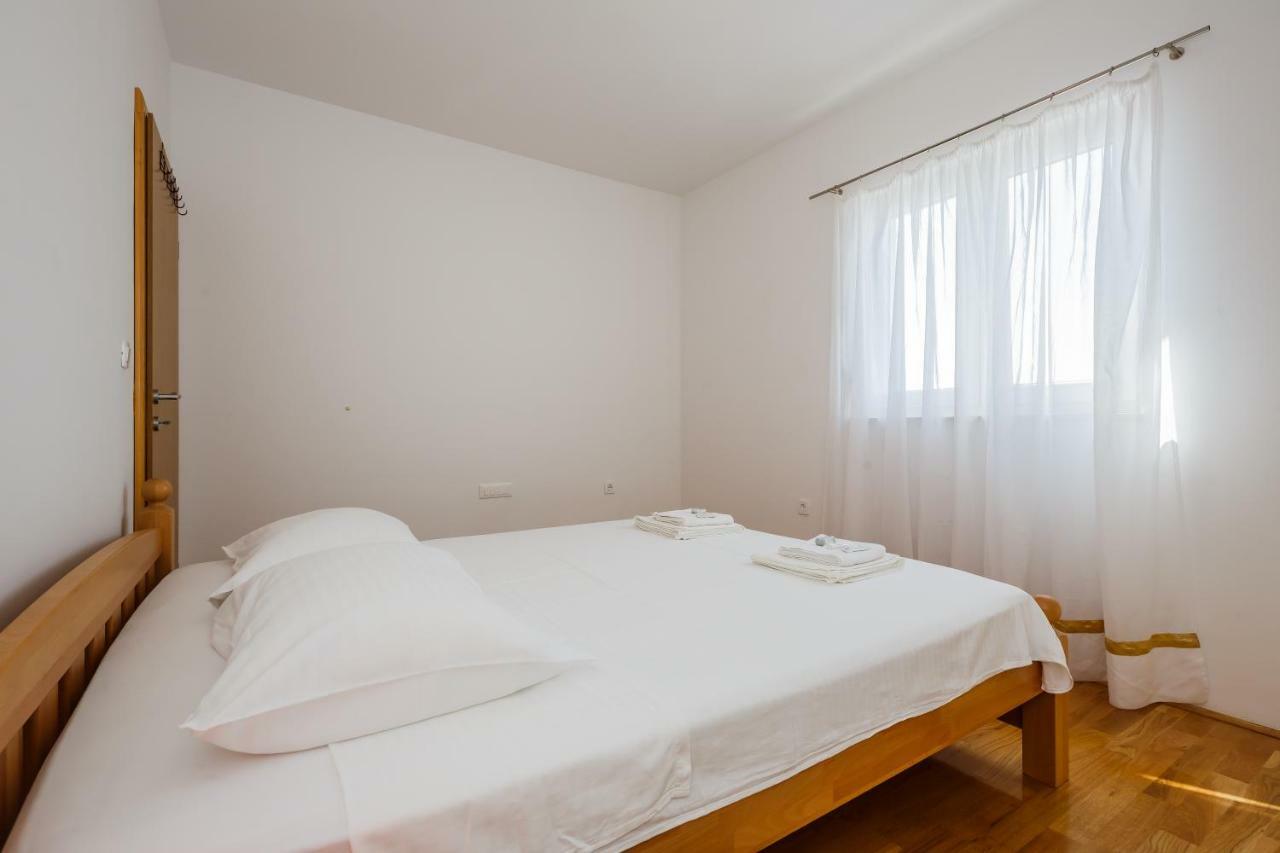 Apartments Selak スプリト エクステリア 写真