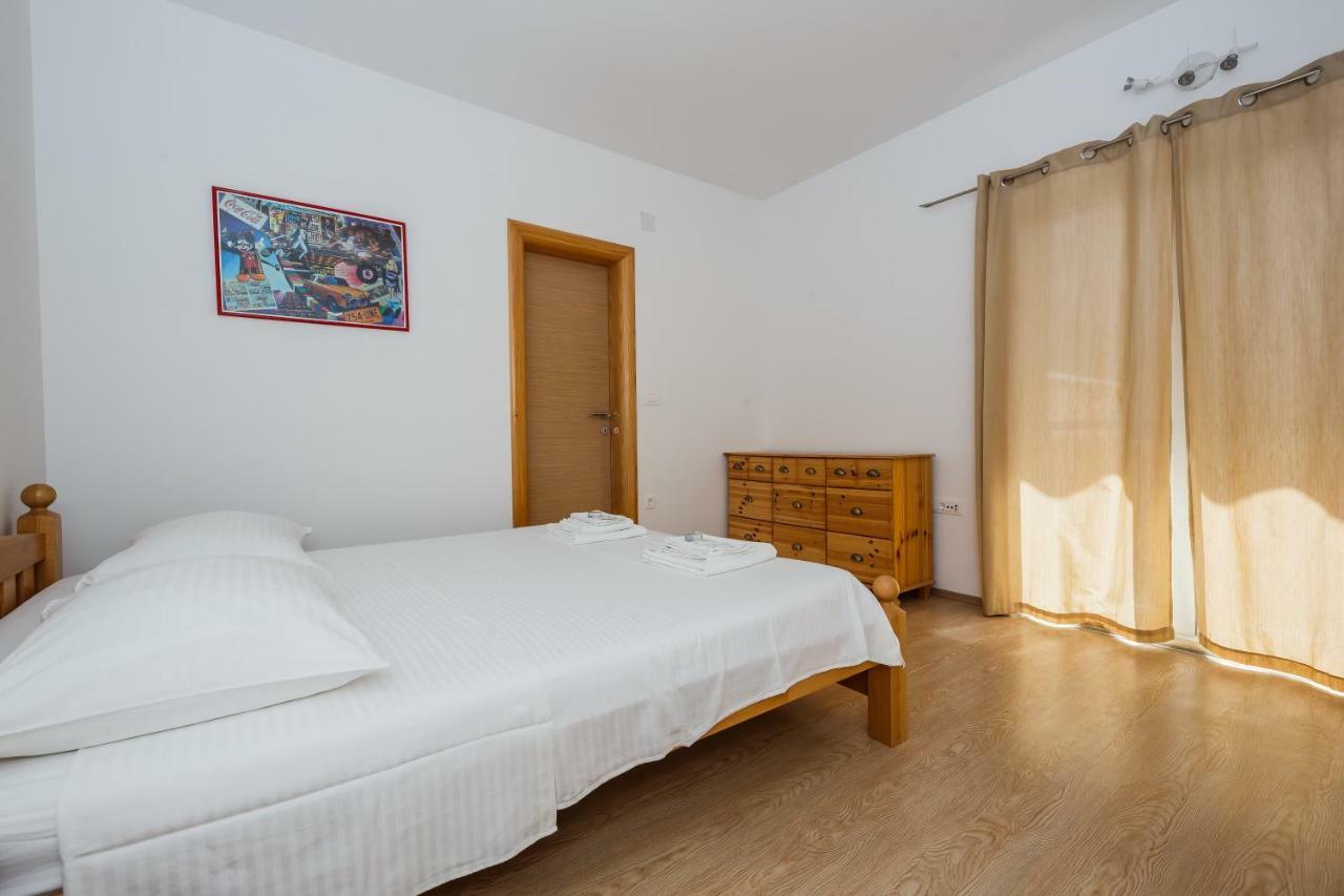 Apartments Selak スプリト エクステリア 写真